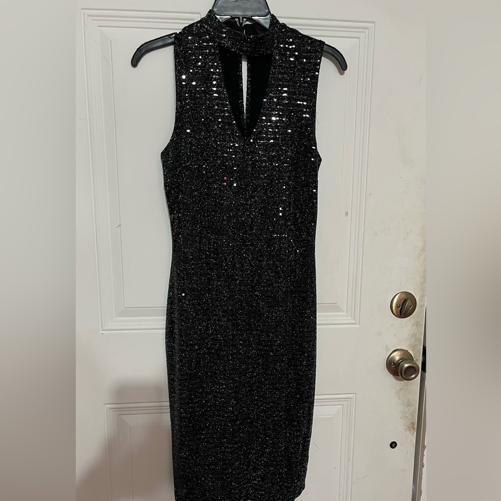 En Focus Studio Mini Dress Size 6 Black Sparkles Sheer Sleeveless